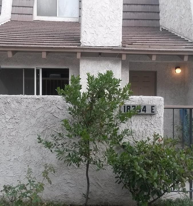1st image of 18354 Collins St Unit E