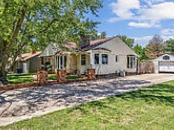1414 W Olive Ave, El Dorado, KS 67042