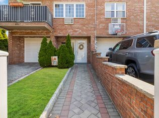 20-01 Hazen St #2, East Elmhurst, NY 11370