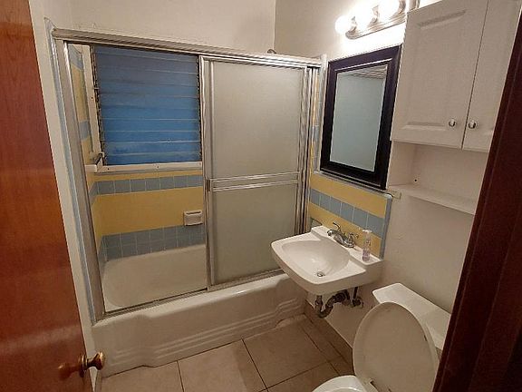 3rd image of 9525 Workman Ave