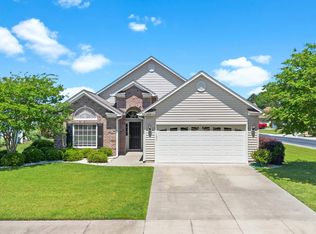 735 Sandberg St, Surfside Beach, SC 29575