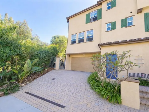 4546 Cove Dr, Carlsbad, CA 92008