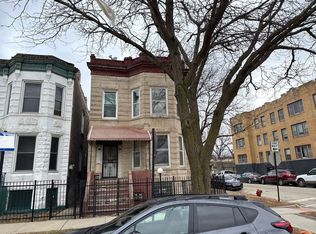 3900 W Fillmore St, Chicago, IL 60624