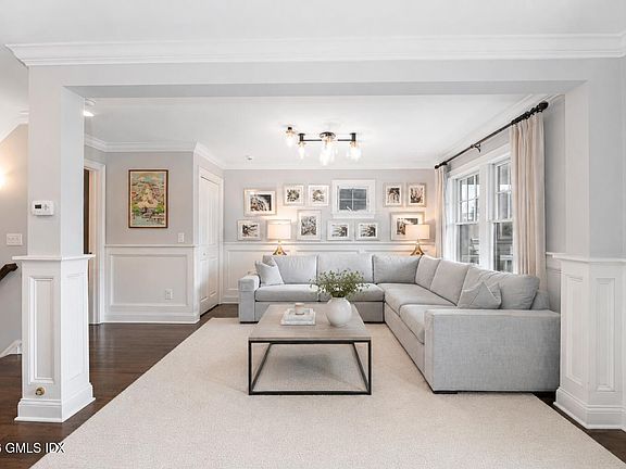 4th image of 24 Harold St #B
