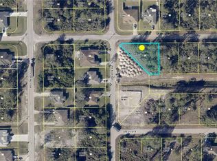 820 Carbon St E, Lehigh Acres, FL 33974