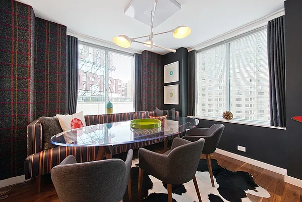 Sold by Nest Seekers International | media 20