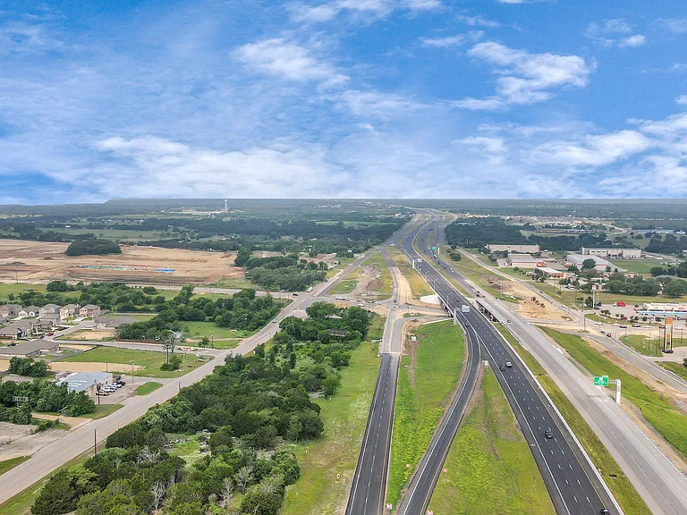 Crossroads at Belton — Photo 10