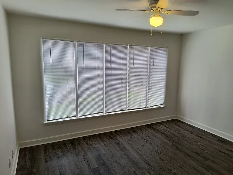 415 Raintree Pl — Photo 11