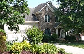 1st image of 918 Haddington Ct S
