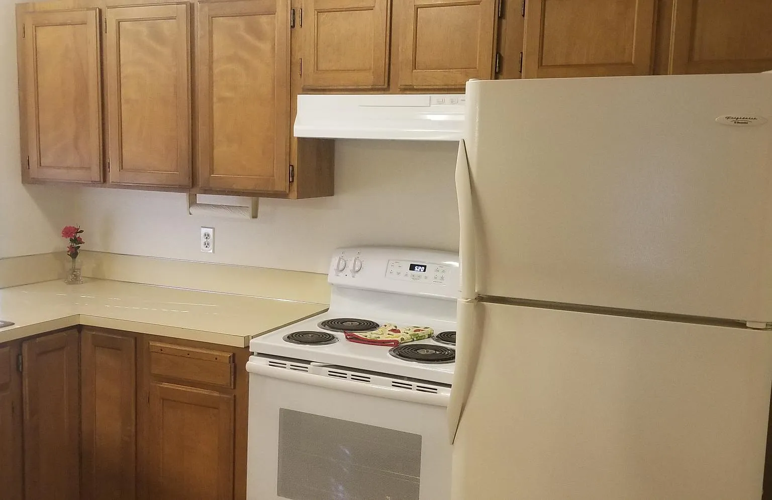 2 bed, 936 sqft, $1,995 — Photo 4