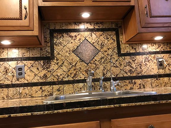 Lights Under Cabinet