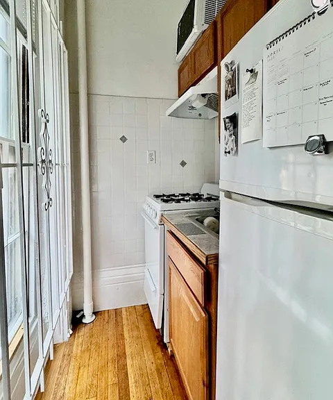 58 S Russell St #2 — Photo 4