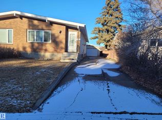 11616 152nd Ave NW, Edmonton, AB T5X1C7