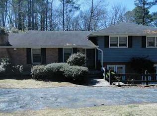 1622 Heatherwood Dr, Decatur, GA 30033