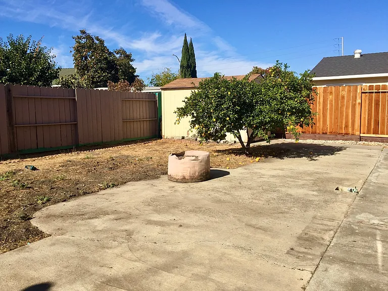 1125 Moonlight Way — Photo 18