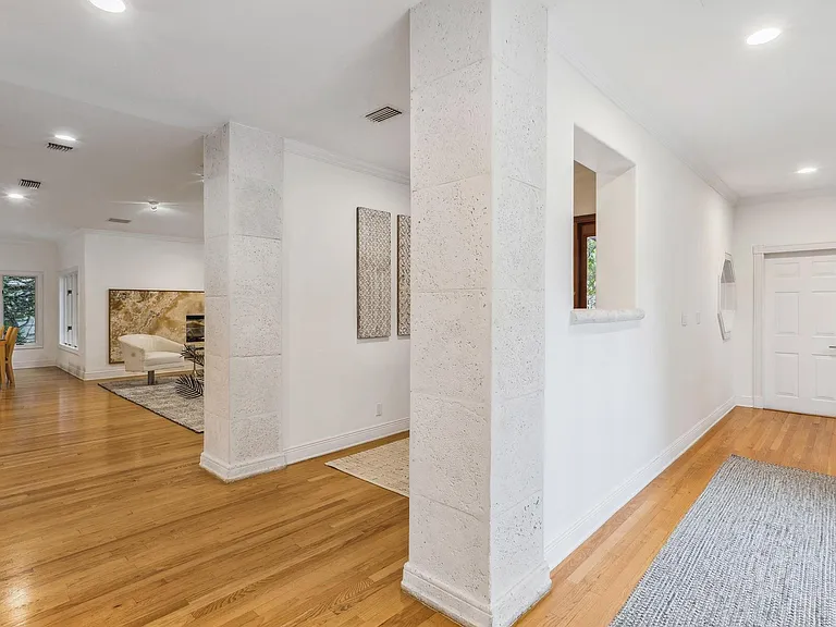3301 NE 16th St — Photo 33