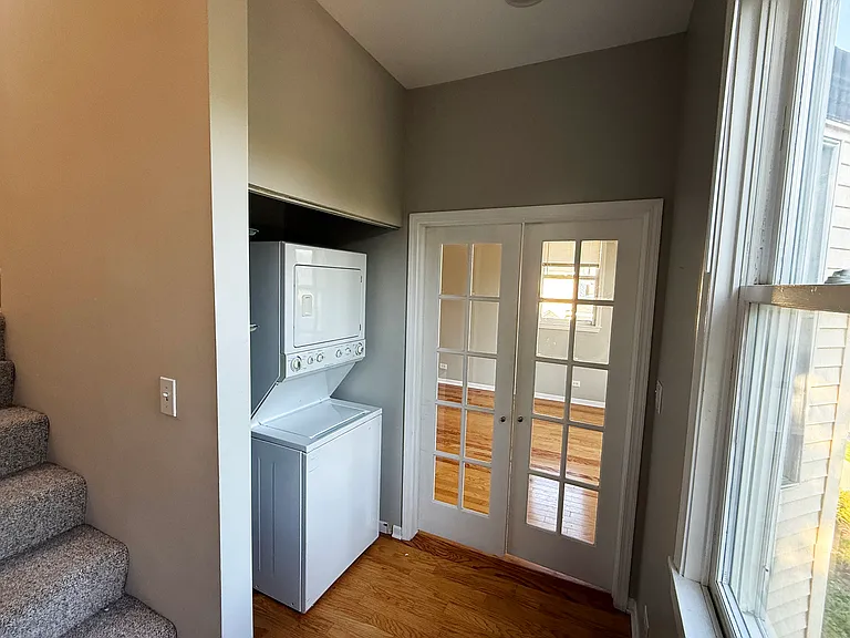1521 Lake St #2 — Photo 9