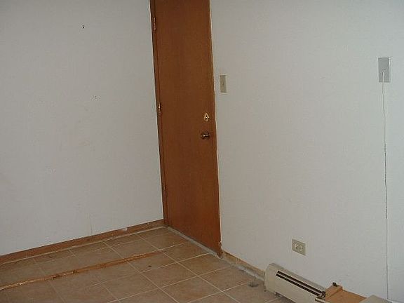 5th image of 11116 S 84th Ave