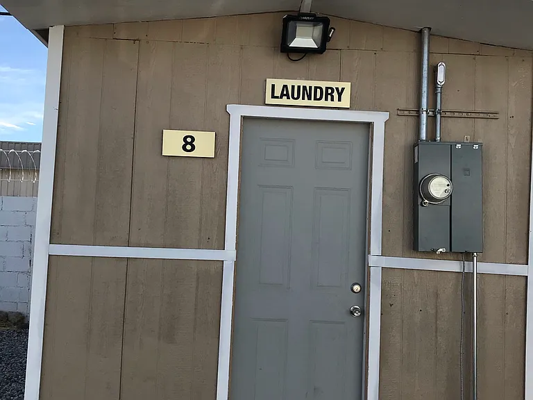 45305 Sierra Hwy — Photo 16