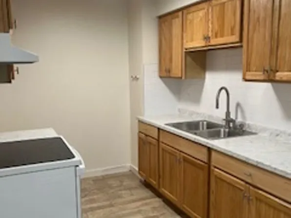 1909 N 35th St, Fort Smith, AR 72904