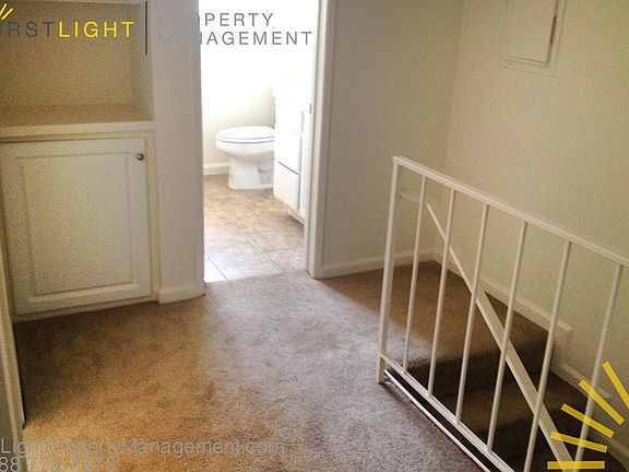3rd image of 20251 Cohasset St Unit 3