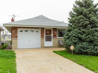 3977 Neosho St, Saint Louis, MO 63116