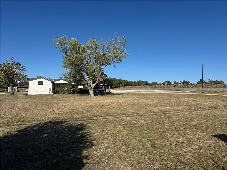 5300 W Highway 290 — Photo 21