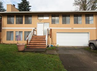 505 N Holveck Ct, Newberg, OR 97132
