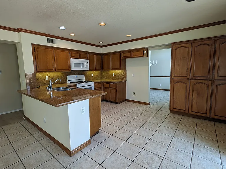 28763 Dijon Ct — Photo 6