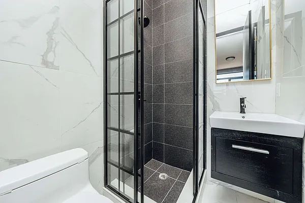 Rented by Nooklyn NYC LLC | media 14