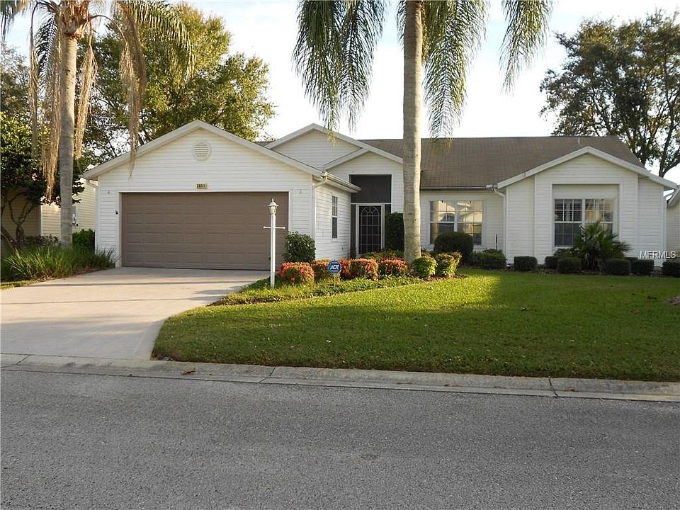 1st image of 25221 Lost Oak Cir