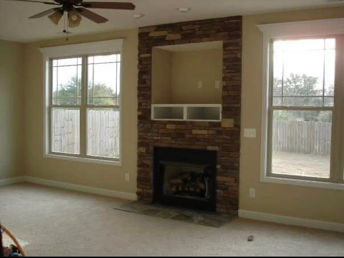 Spacious 4 Bed/3 Bath Home in Fayetteville, NC - Available 11/13 - $1980 — Photo 3