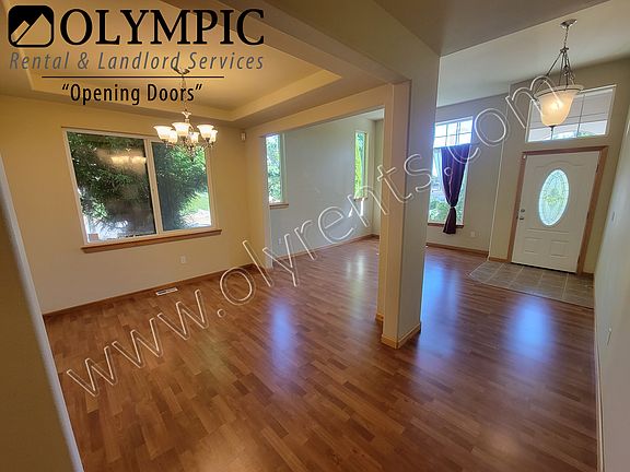 Dining room/Living room