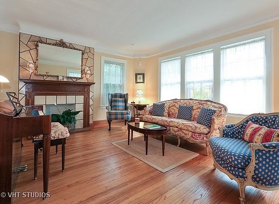 2nd image of 7852 N Karlov Ave