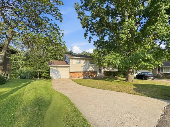2000 W West Way, Columbia, MO 65203