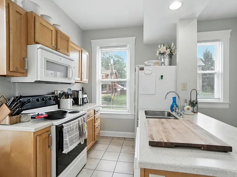 4000-4002 Floral Ave #1 — Photo 10