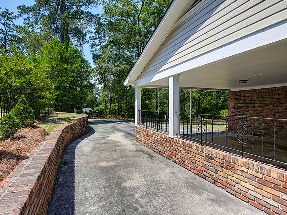 5th image of 4033 Rockbridge Rd