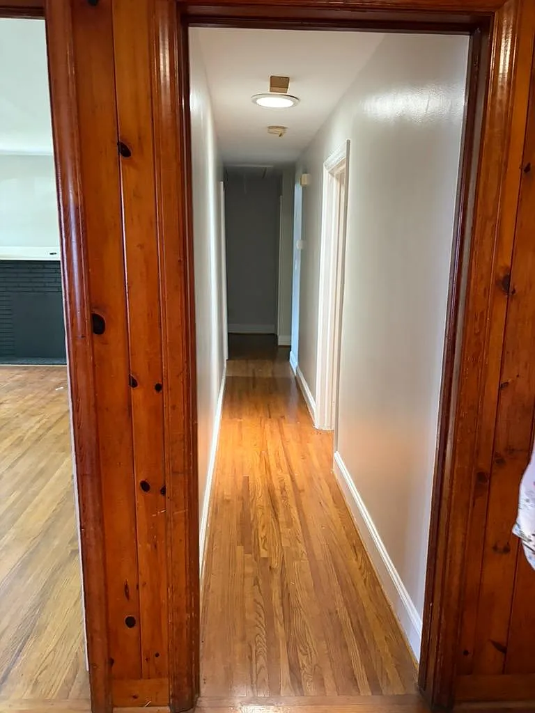 6015 Monroe Rd — Photo 3