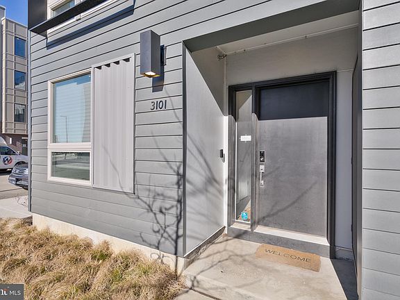 2nd image of 3101 Riseview Ln
