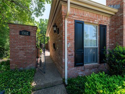 1302 Sussex (pvt) Dr, College Station, TX, 77845
