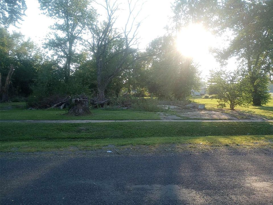 319 S Isle St, Sandoval, IL 62882 MLS 23052027 Zillow