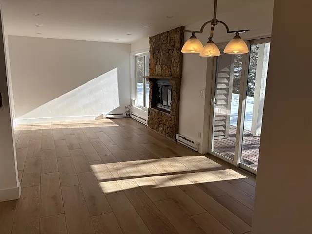 2 bed, 849 sqft, $3,500 — Photo 2