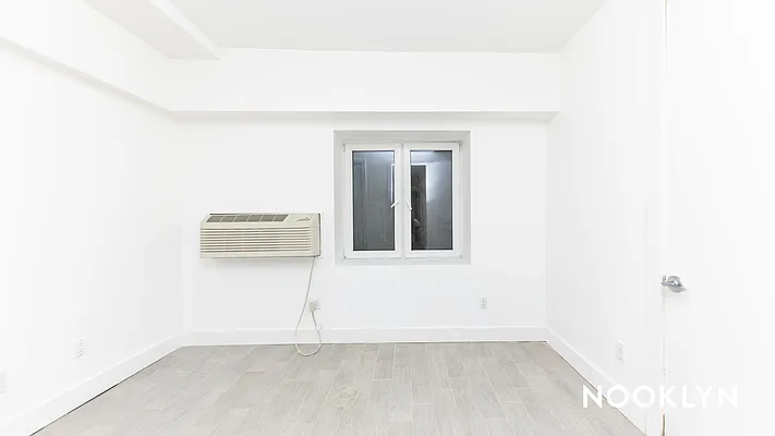 Rented by Nooklyn NYC LLC | media 28
