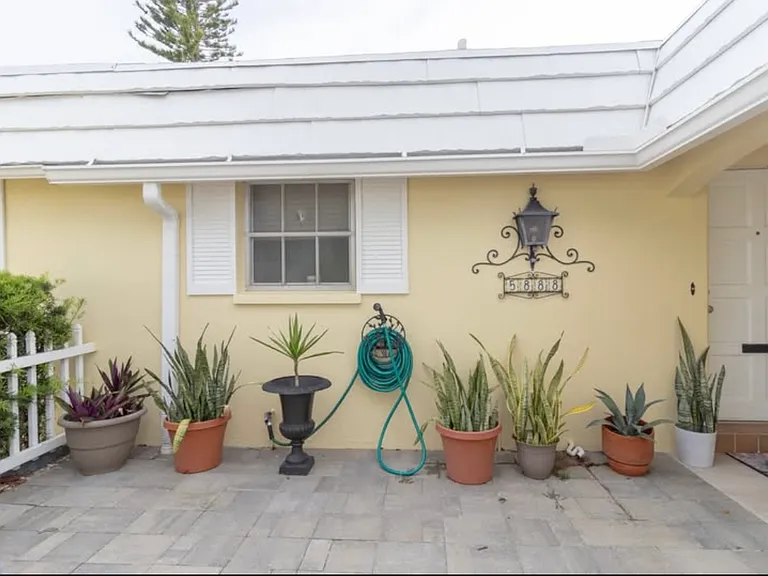 5888 Driftwood Pl — Photo 11
