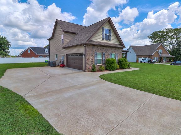 3rd image of 4304 Princeton Oaks Ln