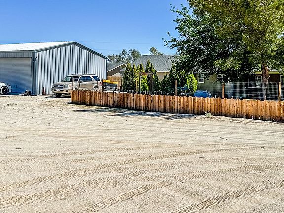 3rd image of 6720 Siebenthal Rd
