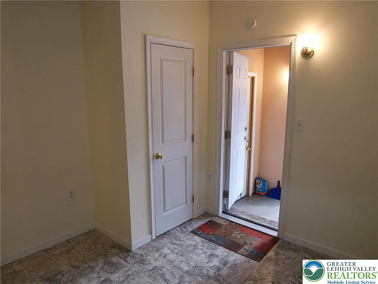 422 South St #2 — Photo 4
