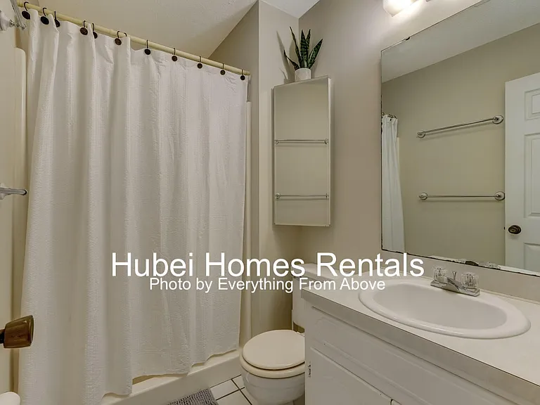 712 Meadowgreen Village Dr #MAIN — Photo 13