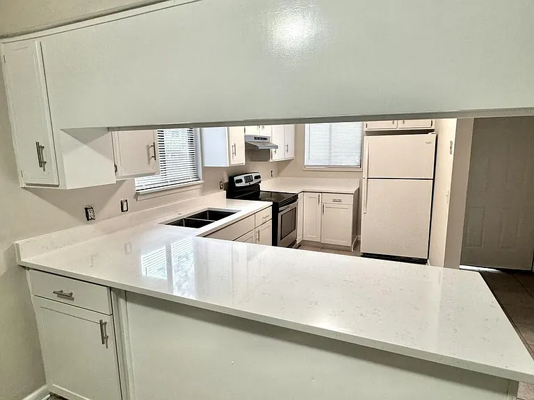 4215 Windergate Dr — Photo 5