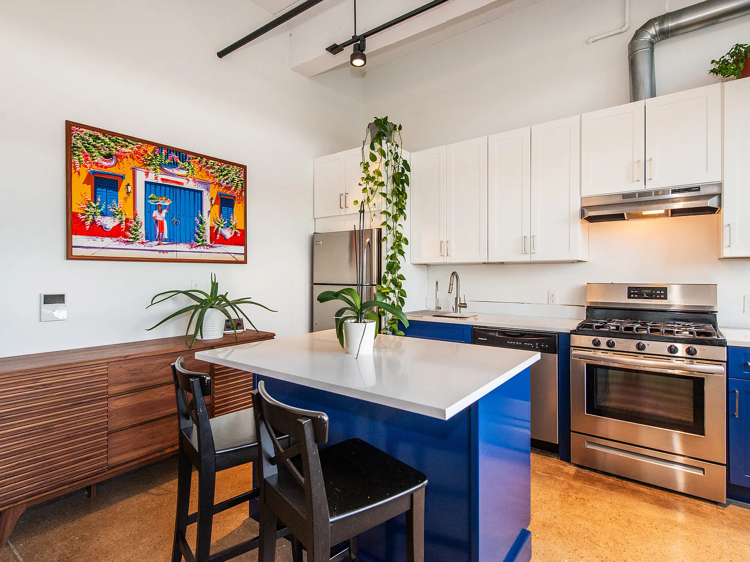 2 bed, 950 sqft, $2,450 — Photo 3